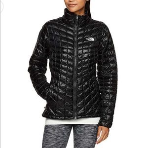 North face nano puff thermoball jacket. Size M